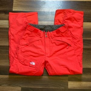 North face snow pants ‼️‼️‼️‼️‼️‼️‼️SOLD‼️‼️‼️‼️‼️‼️